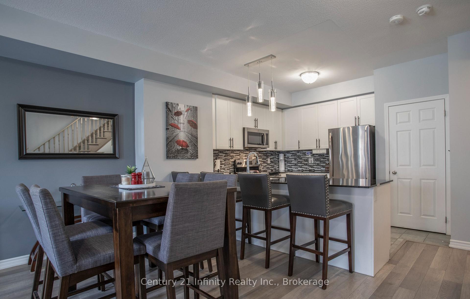 Photo 8 of 4 Dunsley Way, Whitby, Pringle Creek — HOMEH