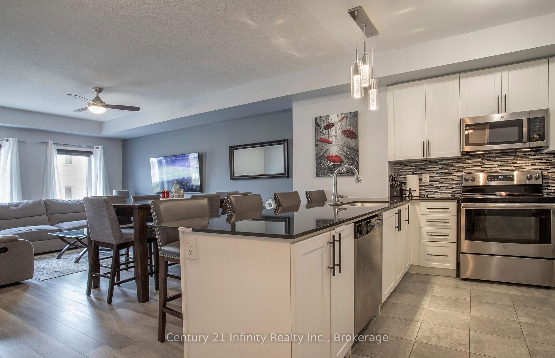 Photo 11 of 4 Dunsley Way, Whitby, Pringle Creek — HOMEH