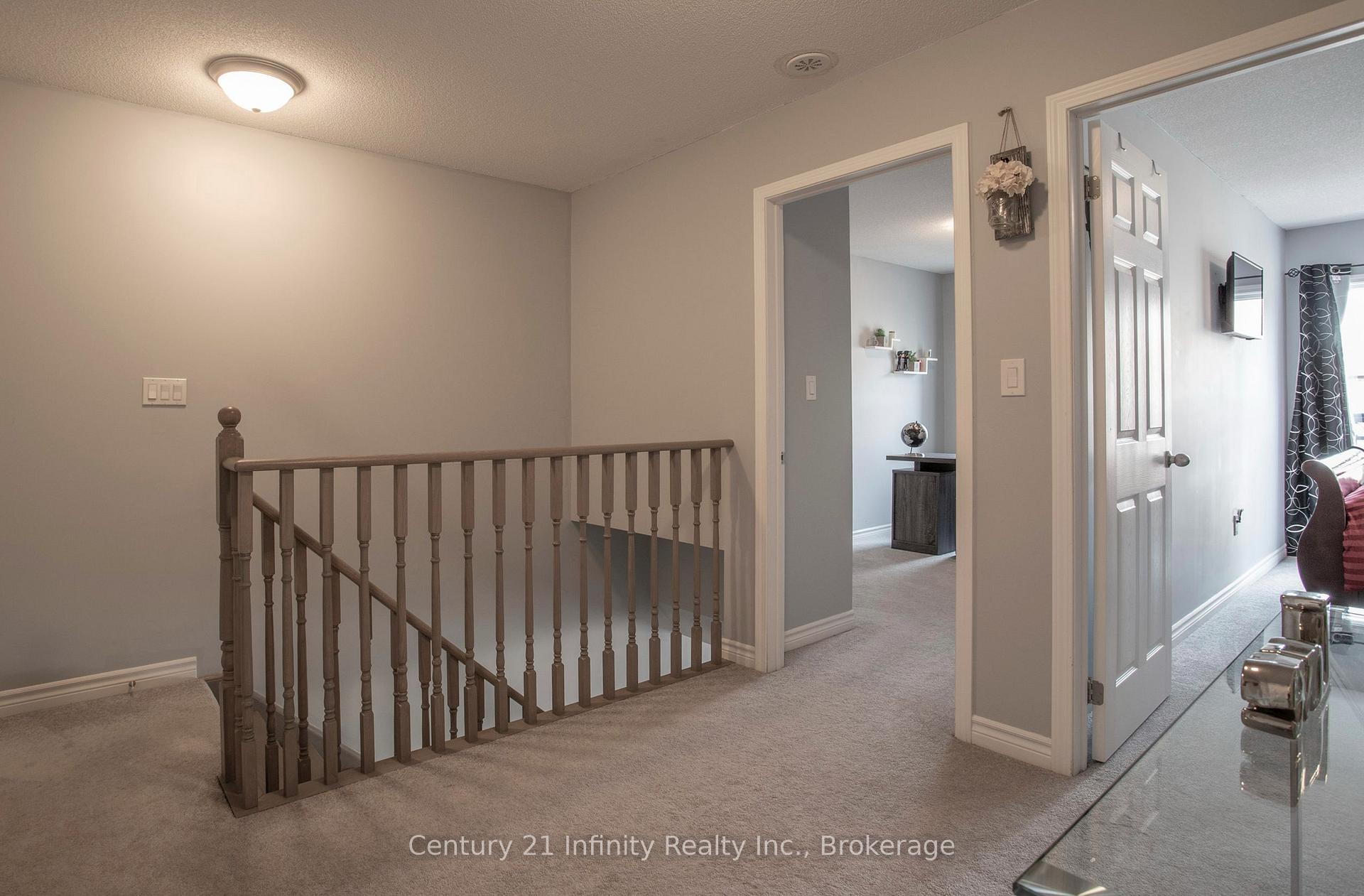 Photo 20 of 4 Dunsley Way, Whitby, Pringle Creek — HOMEH