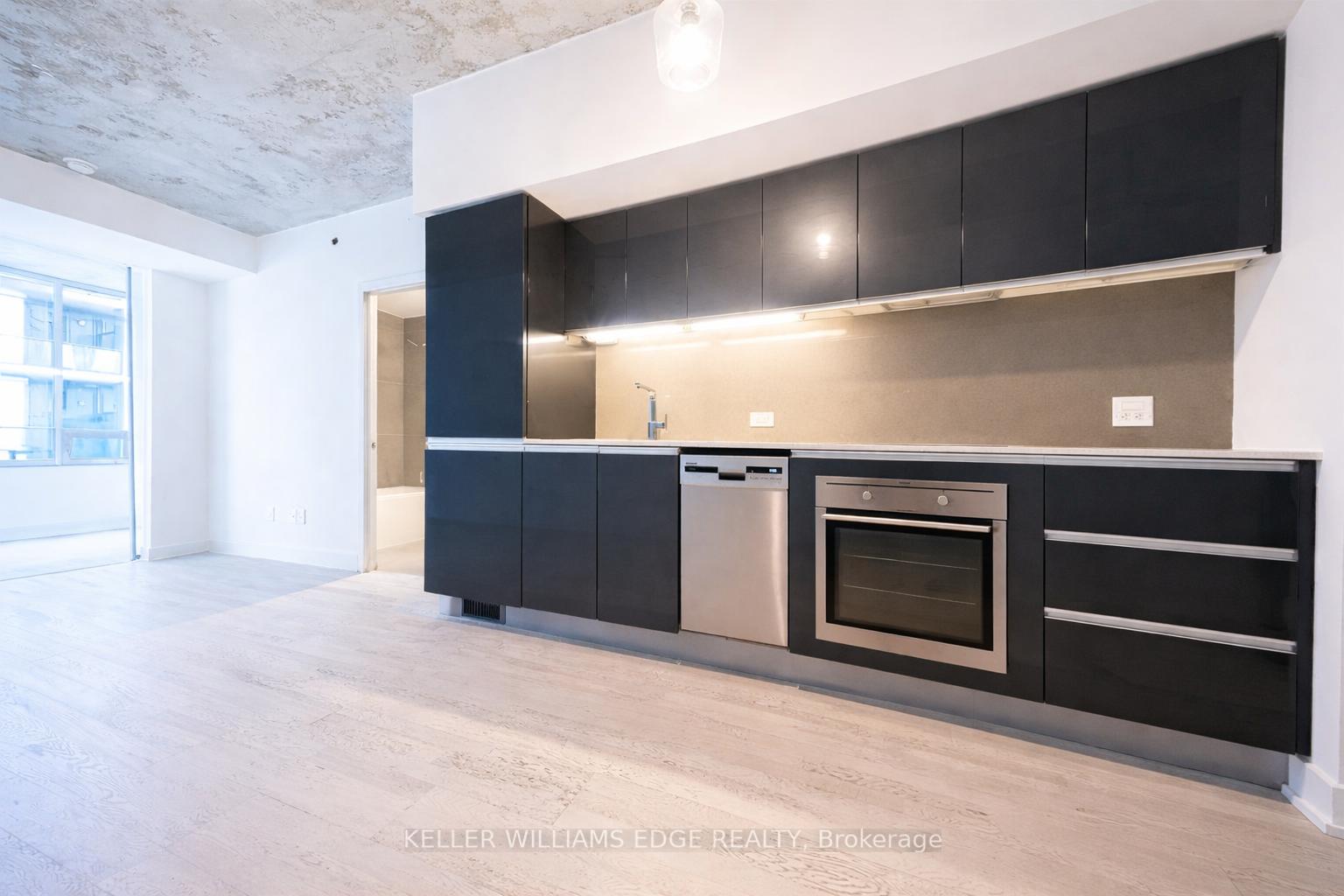 Photo 2 of Unit 302, 20 Gladstone Avenue, Toronto, Little Portugal — HOMEH