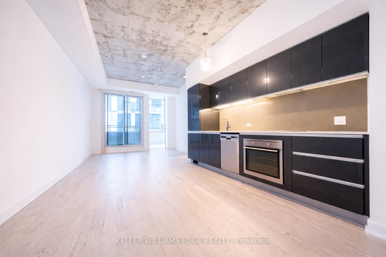 Photo 3 of Unit 302, 20 Gladstone Avenue, Toronto, Little Portugal — HOMEH