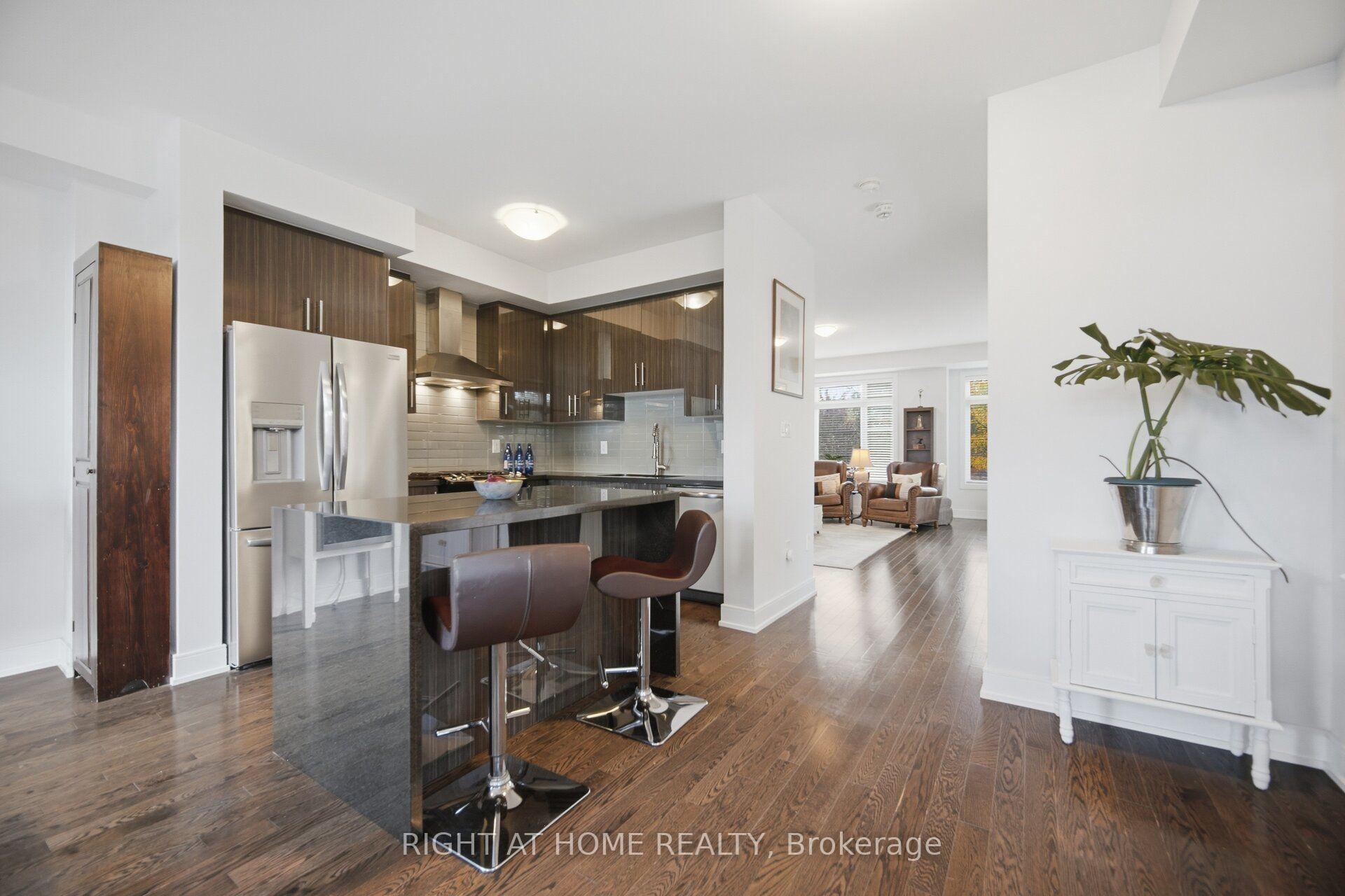 Photo 10 of 36 Whitehorn Lane, Halton Hills, Georgetown — HOMEH