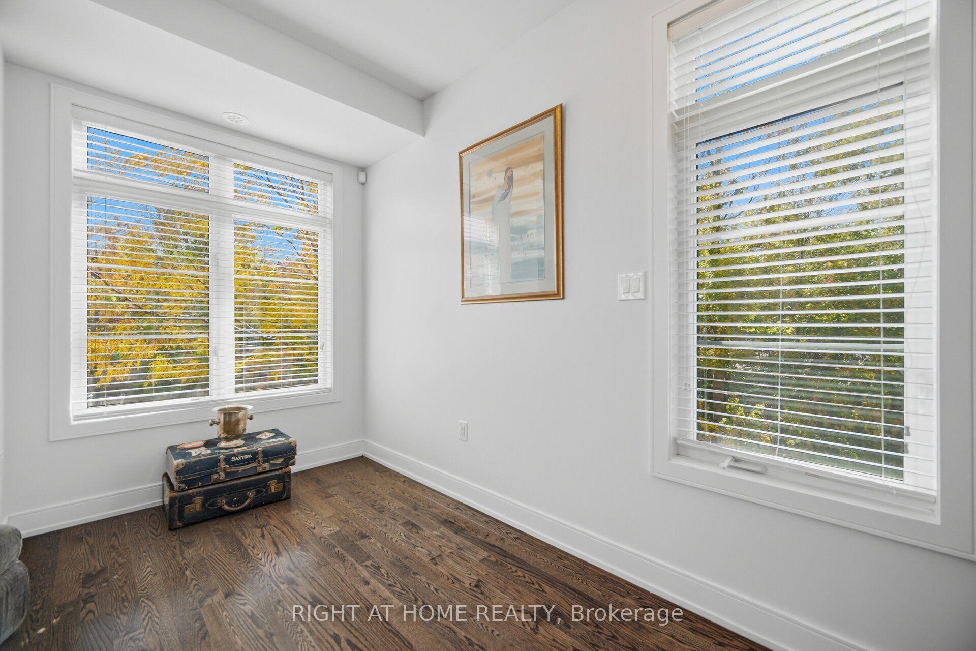 Photo 23 of 36 Whitehorn Lane, Halton Hills, Georgetown — HOMEH