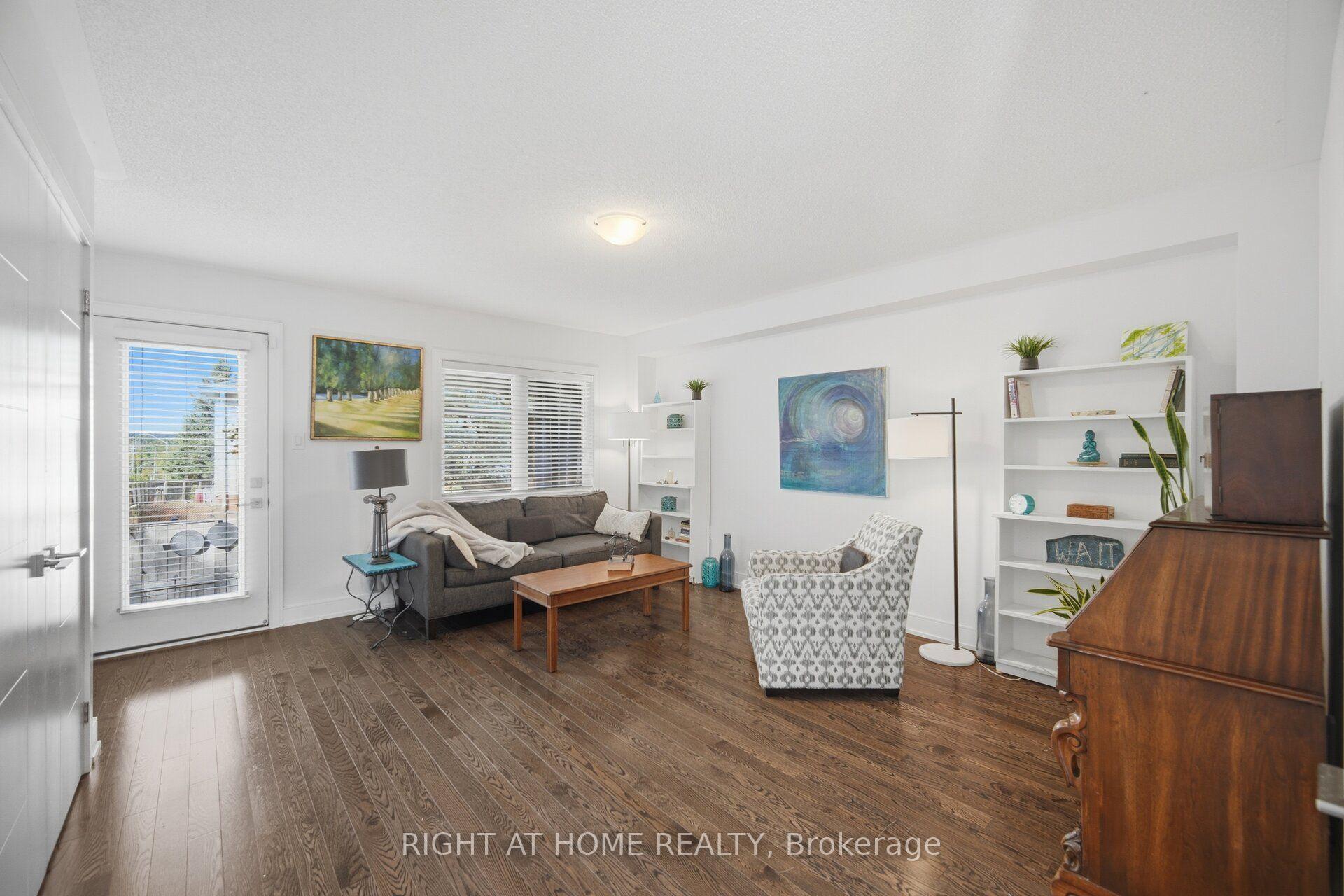 Photo 35 of 36 Whitehorn Lane, Halton Hills, Georgetown — HOMEH