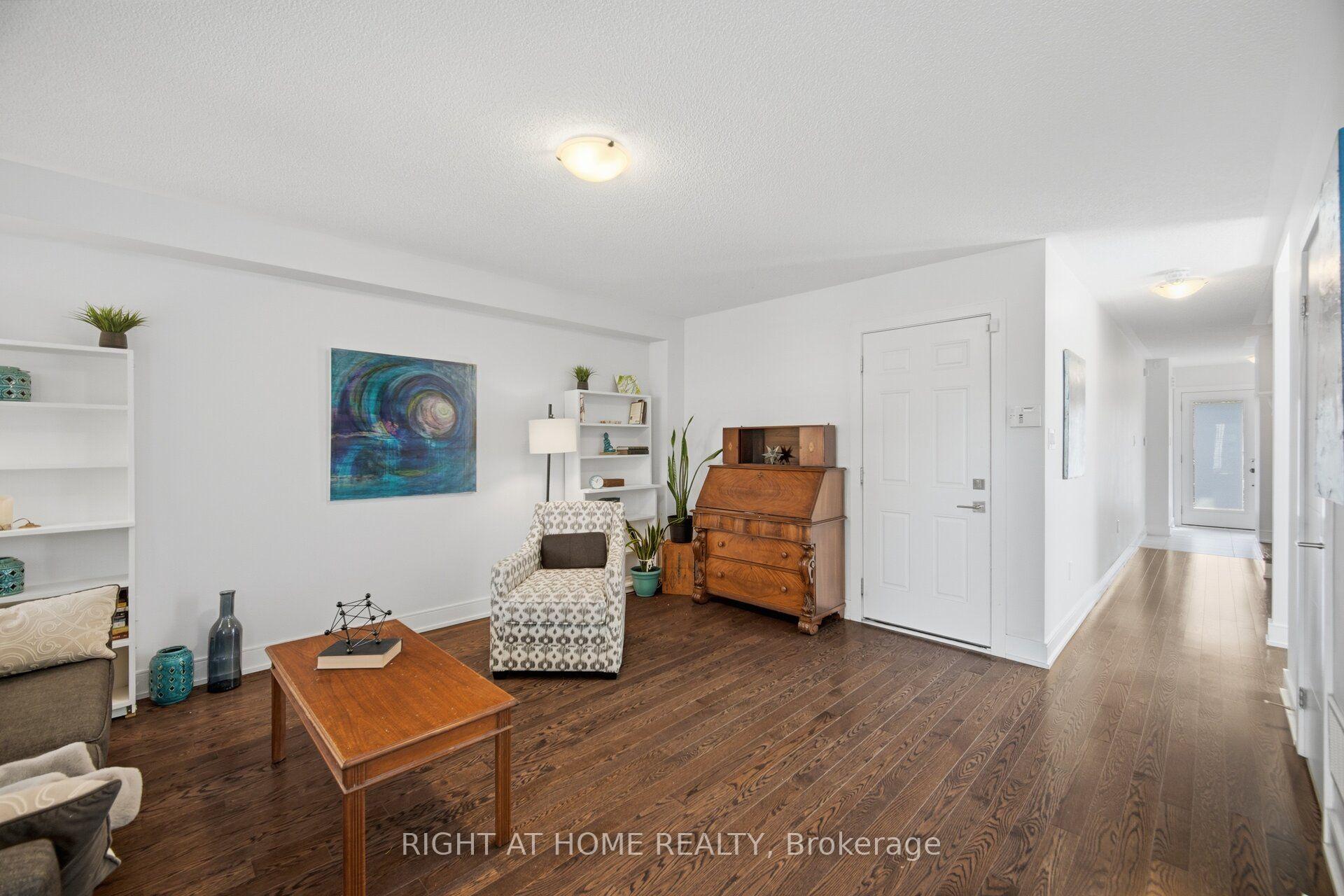 Photo 36 of 36 Whitehorn Lane, Halton Hills, Georgetown — HOMEH