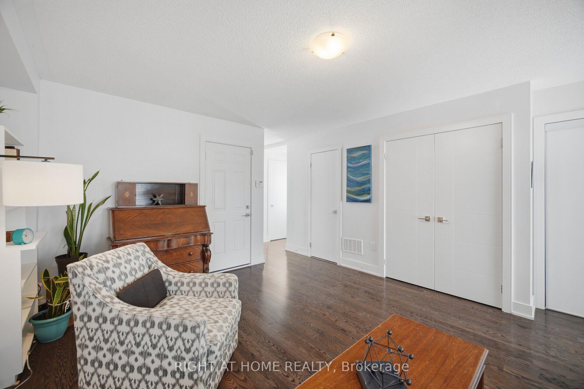 Photo 37 of 36 Whitehorn Lane, Halton Hills, Georgetown — HOMEH