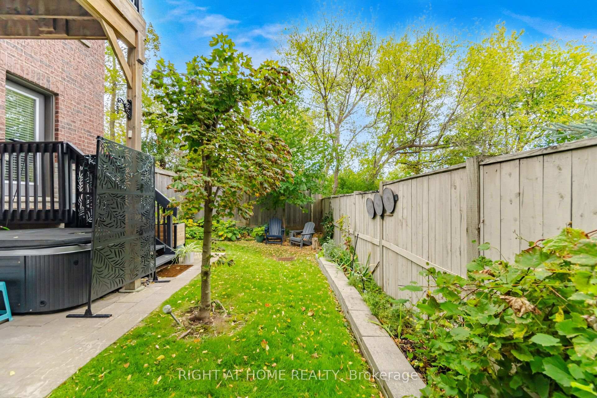 Photo 47 of 36 Whitehorn Lane, Halton Hills, Georgetown — HOMEH
