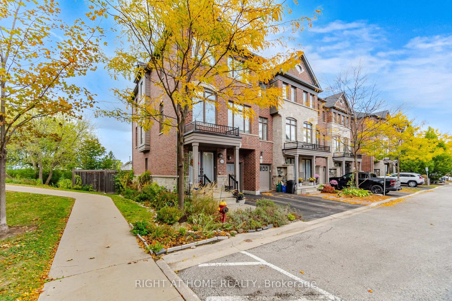 Photo 50 of 36 Whitehorn Lane, Halton Hills, Georgetown — HOMEH