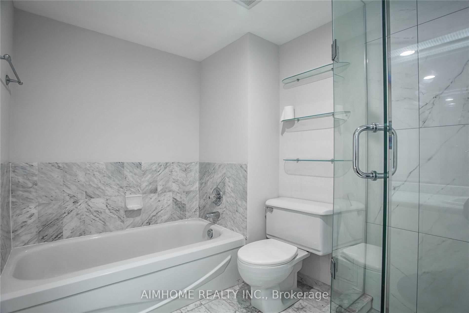 Photo 11 of Unit 3711, 5 Concorde Place, North York, Banbury-Don Mills — HOMEH