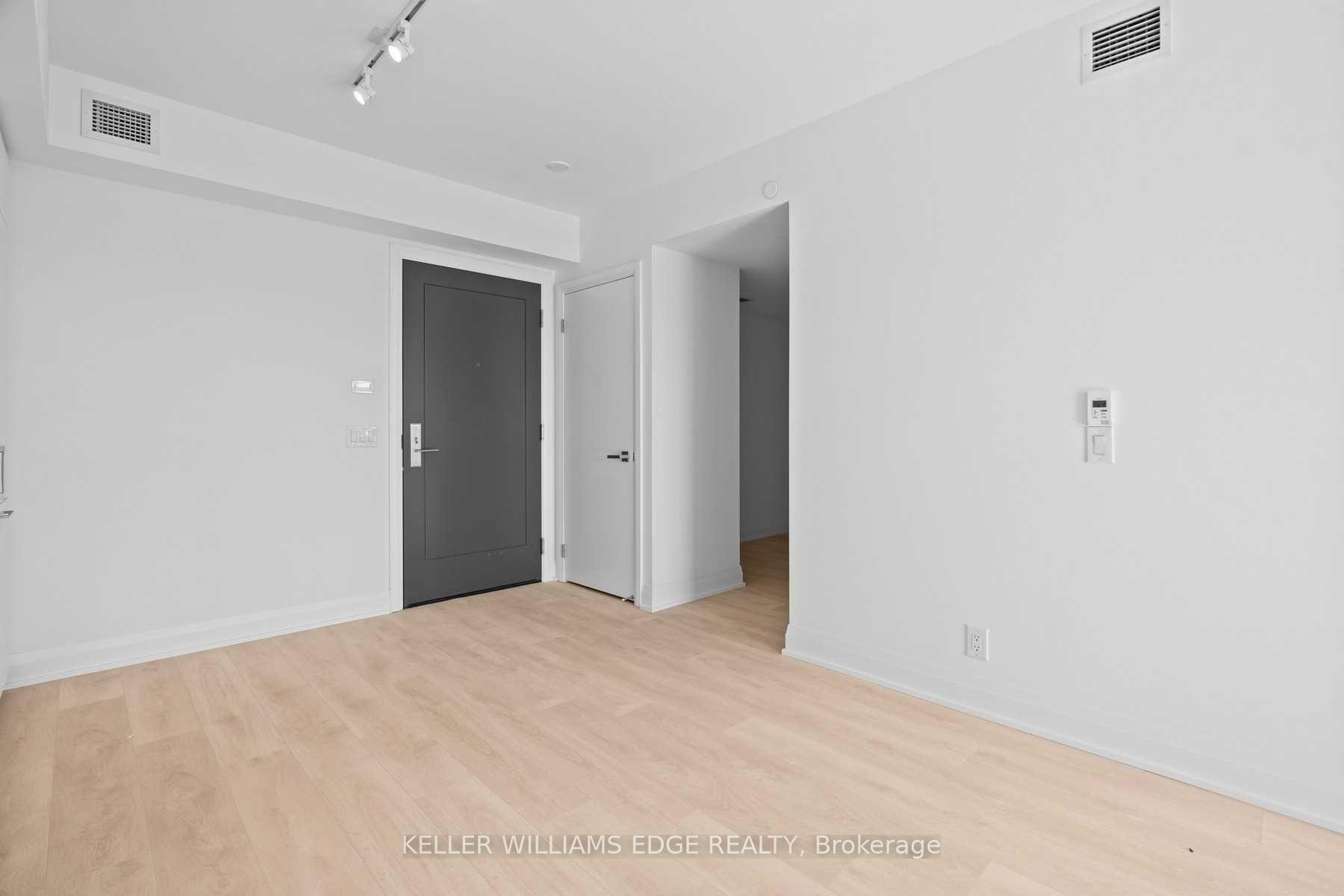 Photo 4 of Unit 507, 33 Frederick Todd Way, Toronto, Thorncliffe Park — HOMEH