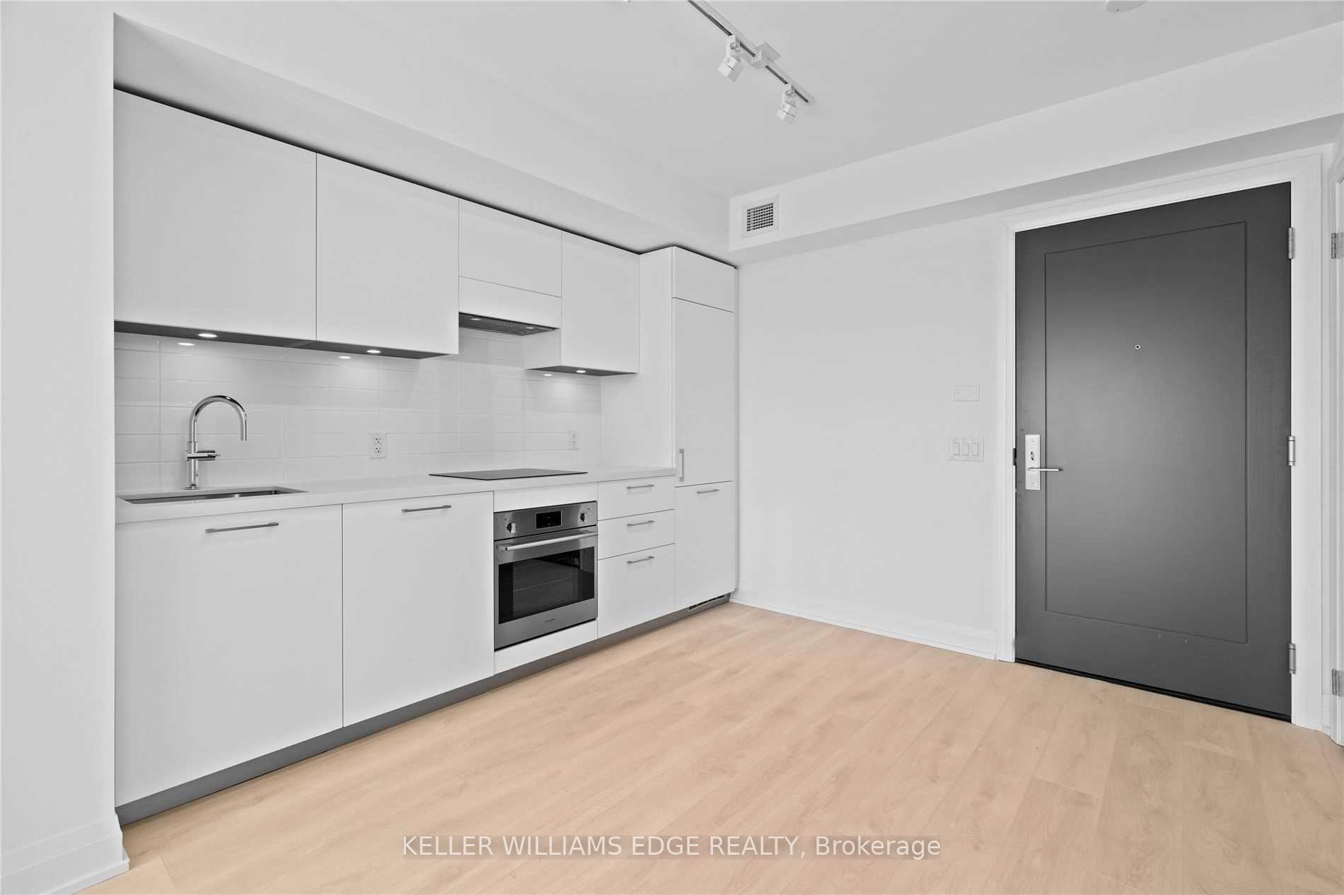 Photo 7 of Unit 507, 33 Frederick Todd Way, Toronto, Thorncliffe Park — HOMEH