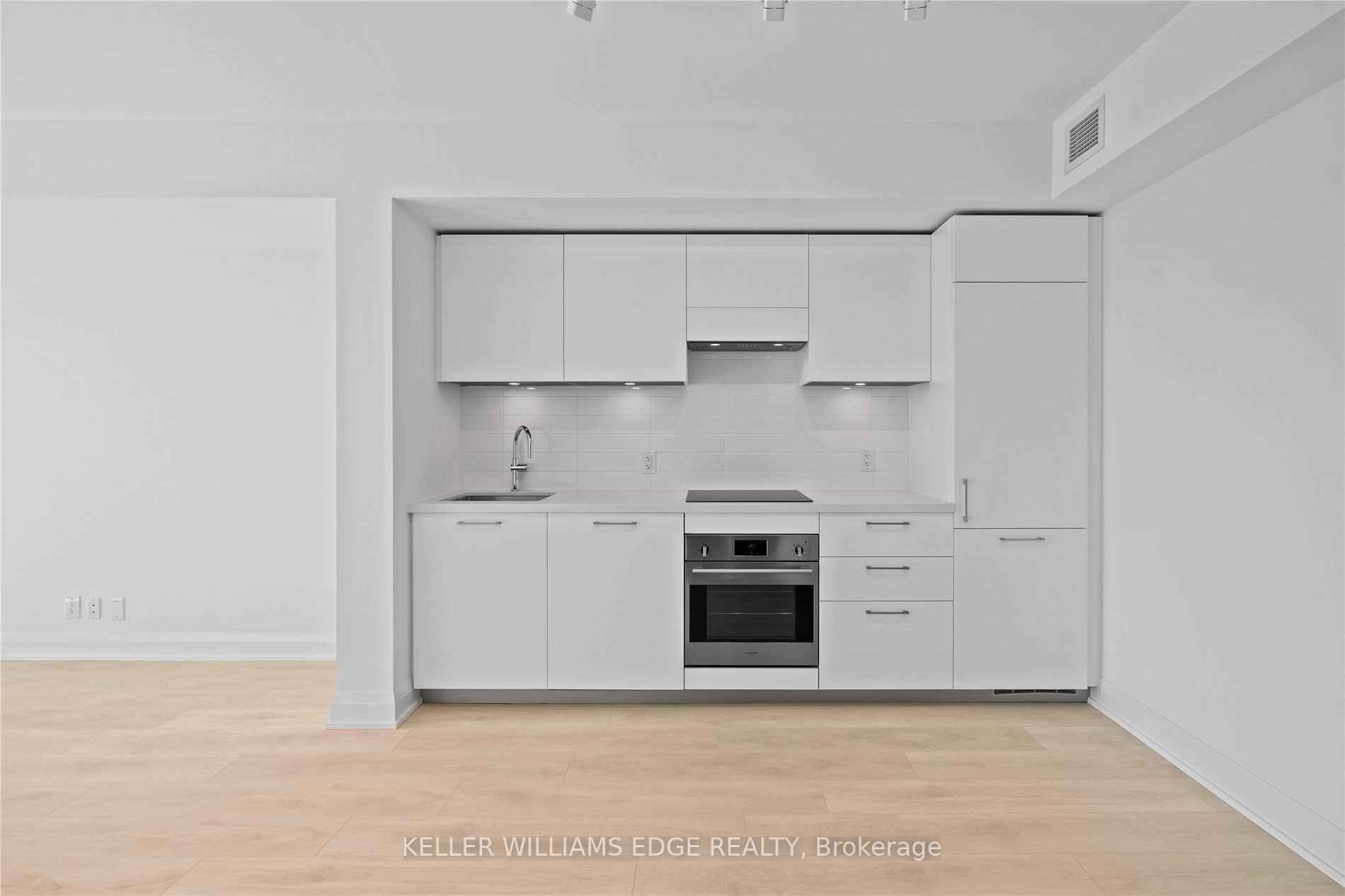 Photo 8 of Unit 507, 33 Frederick Todd Way, Toronto, Thorncliffe Park — HOMEH