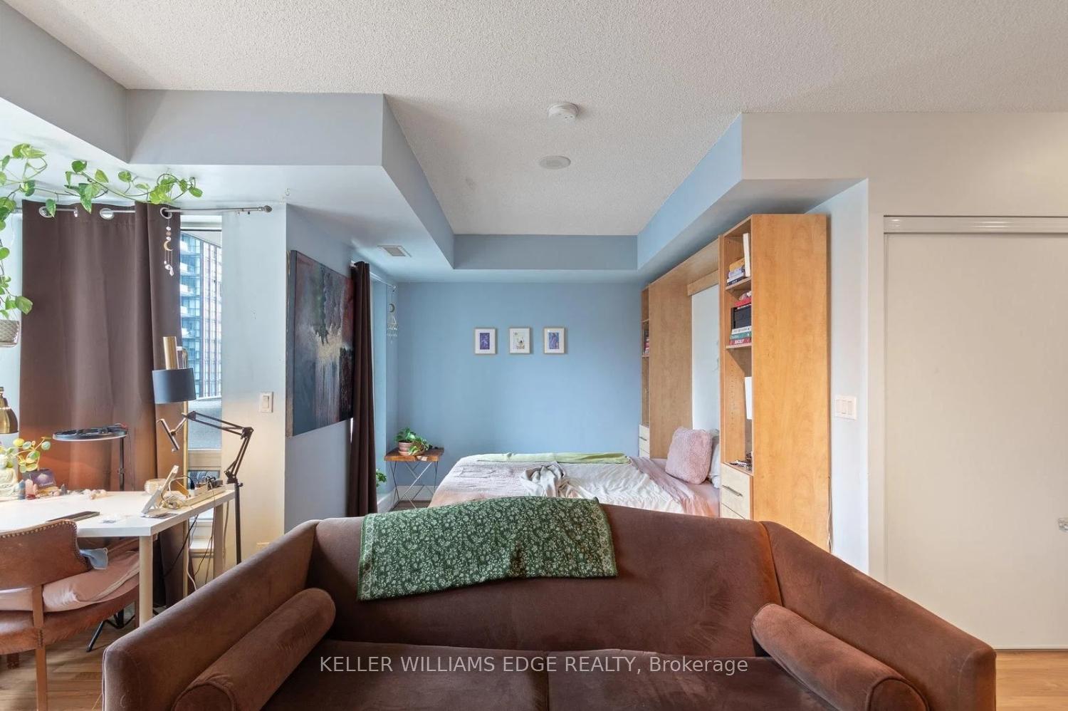 Photo 12 of Unit 1408, 8 Scollard Street, Toronto, The Annex — HOMEH