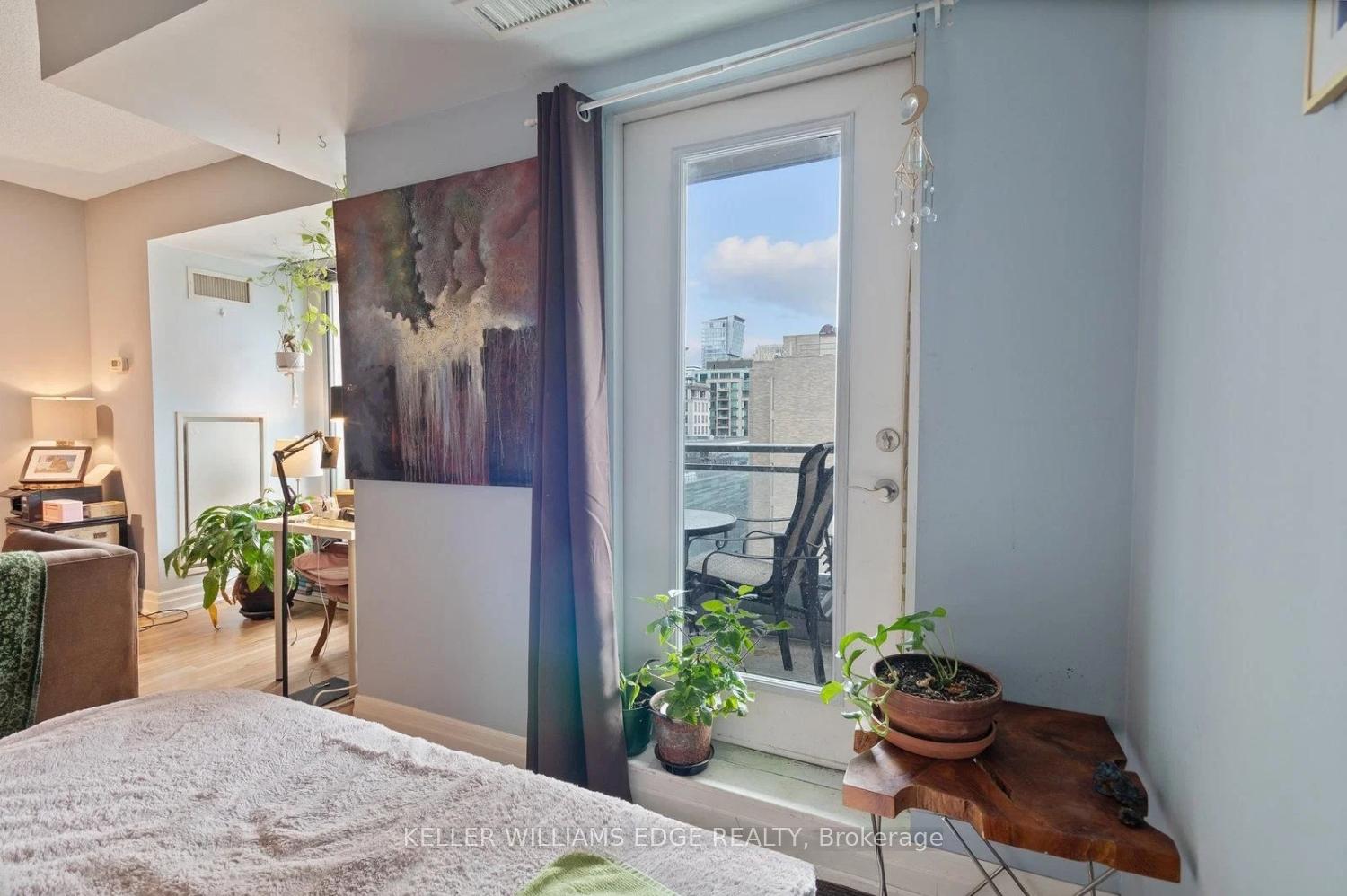 Photo 19 of Unit 1408, 8 Scollard Street, Toronto, The Annex — HOMEH