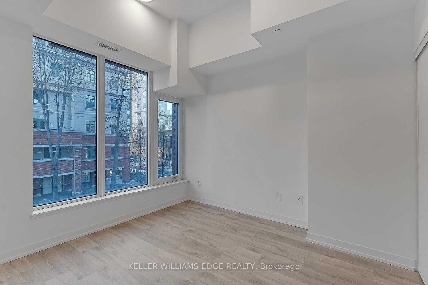 Photo 9 of Unit 202, 2 Augusta Avenue, Toronto, Waterfront Communities — HOMEH