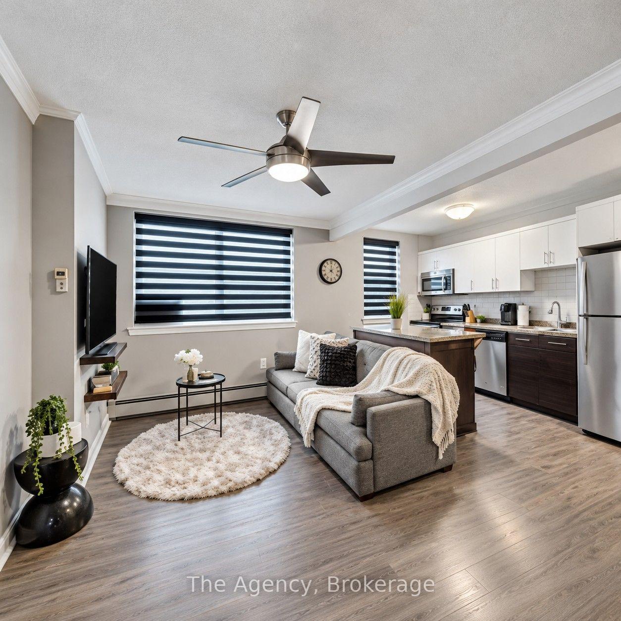 Photo of Unit 2, 4538 Huron Street