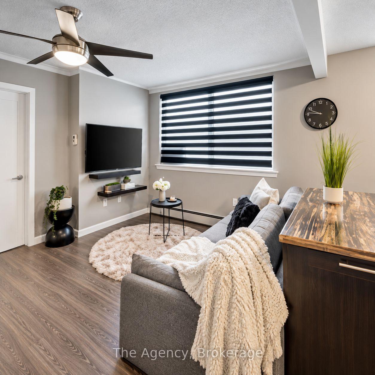 Photo 7 of Unit 2, 4538 Huron Street, Niagara Falls, Downtown — HOMEH