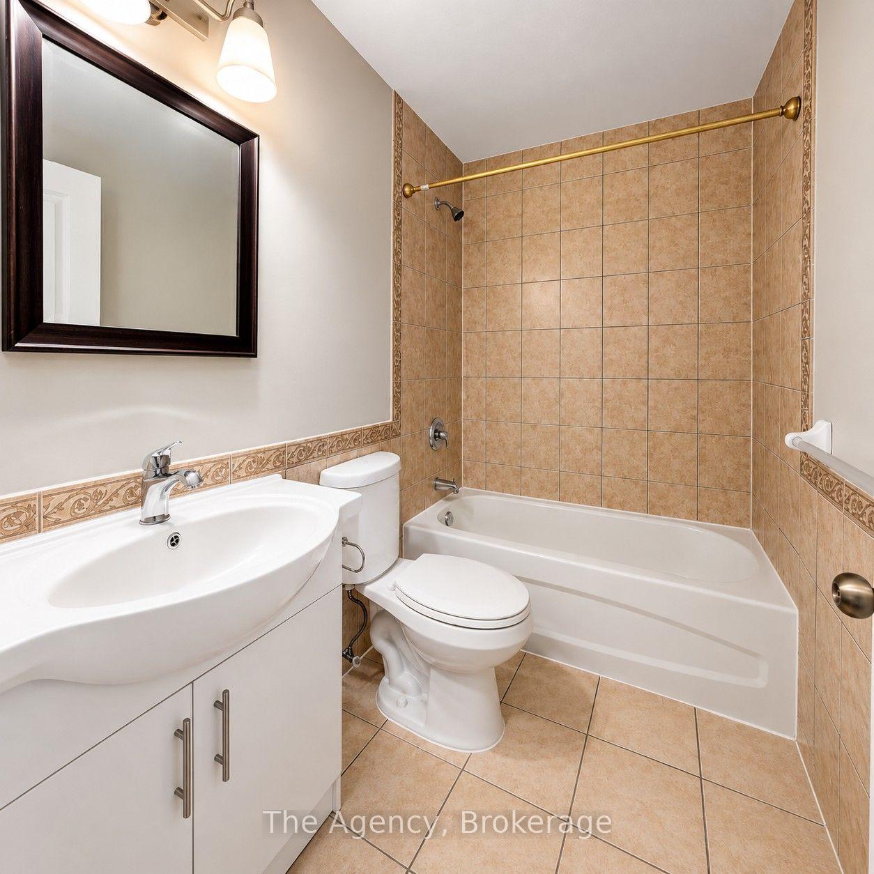 Photo 7 of Unit 4, 139 Westchester Crescent, St. Catharines, E. Chester — HOMEH