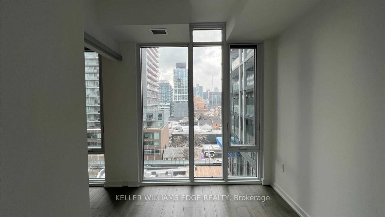 Photo 6 of Unit 818, 50 Power Street, Toronto, Moss Park — HOMEH