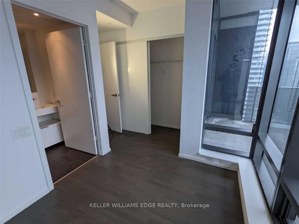 Photo 6 of Unit 2605, 5 St. Joseph Street, Toronto, Bay Street Corridor — HOMEH