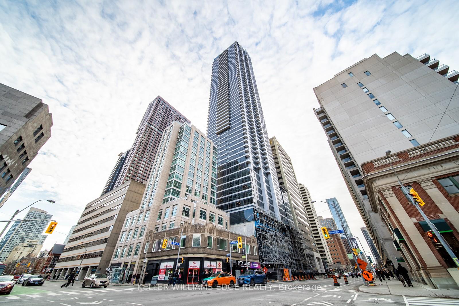 Photo of Unit 2407, 395 Bloor Street E