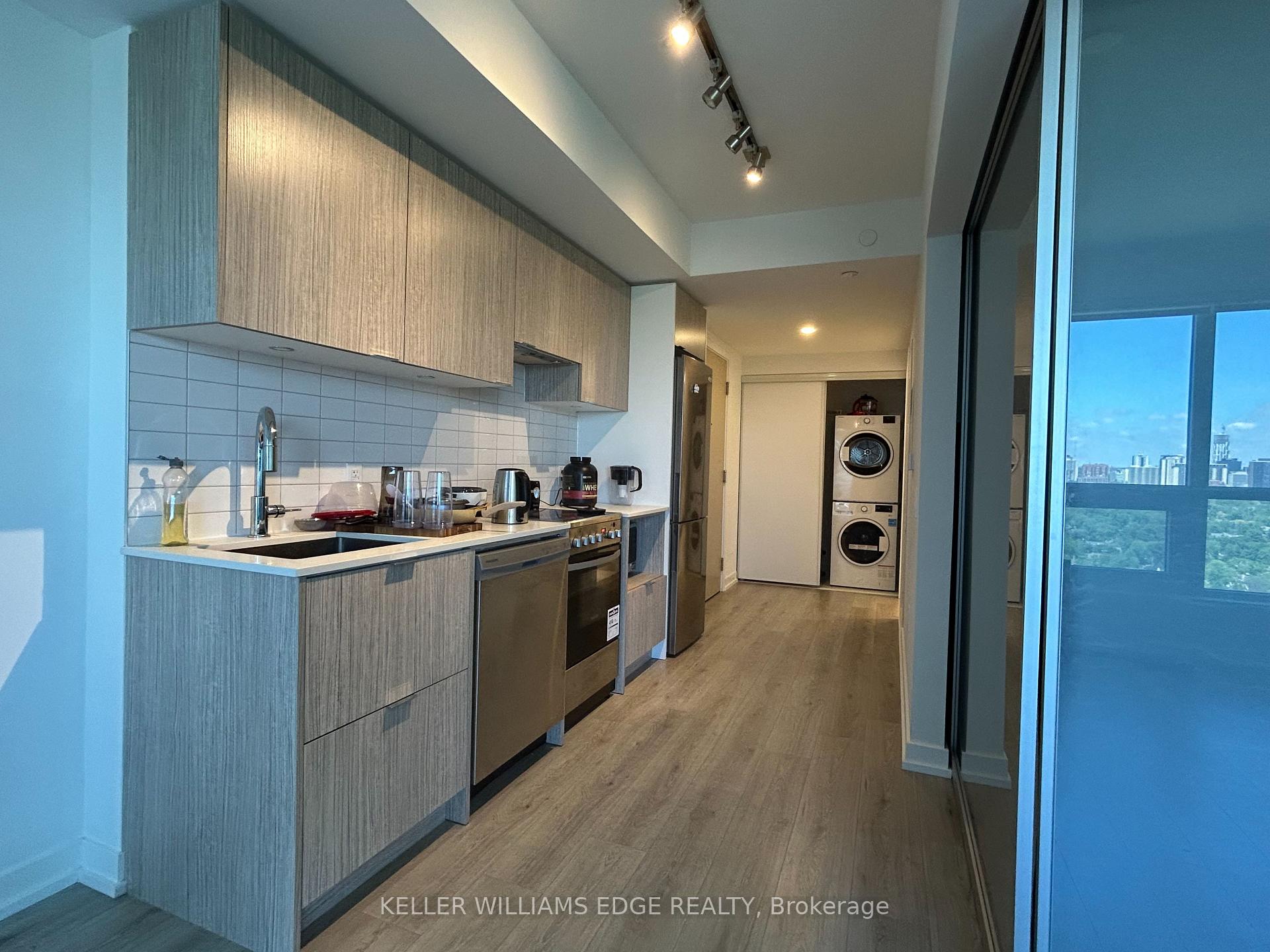 Photo 7 of Unit 2407, 395 Bloor Street E, Toronto, Cabbagetown-South St. James Town — HOMEH