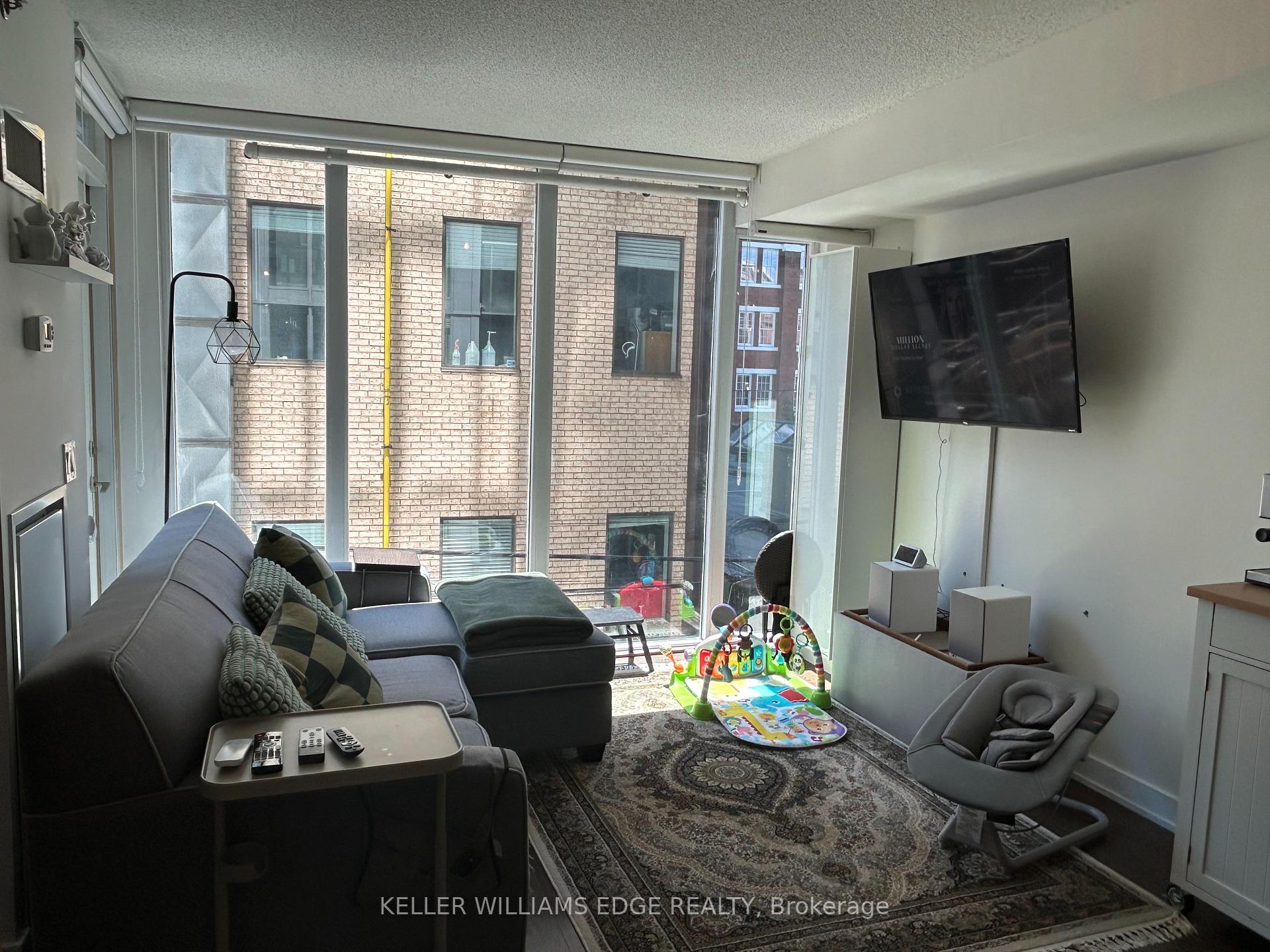 Photo 2 of Unit 331, 21 Nelson Street, Toronto, Waterfront Communities — HOMEH