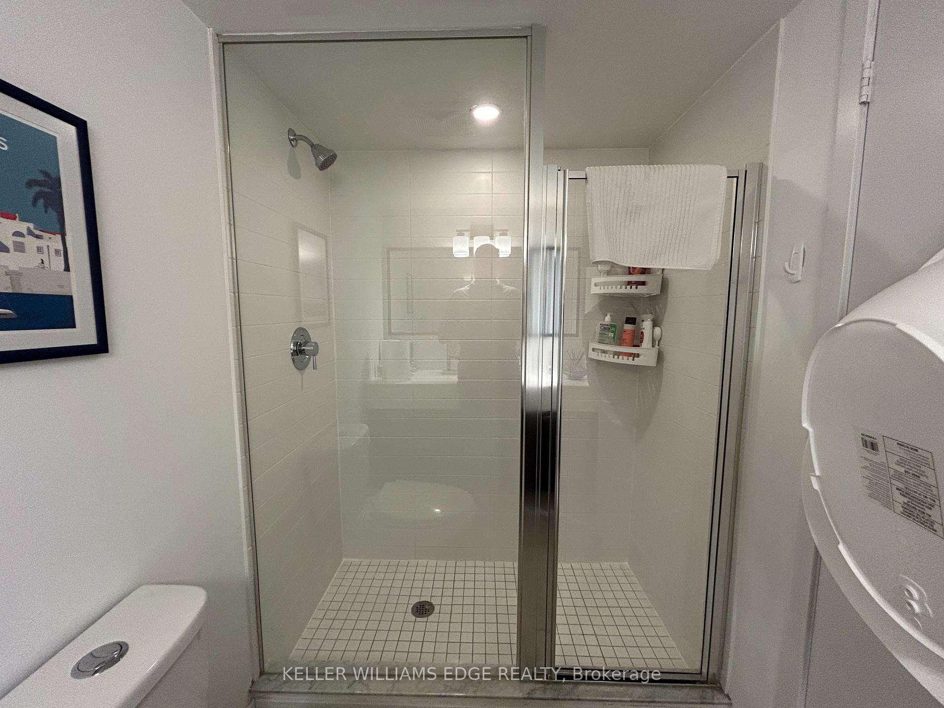Photo 7 of Unit 331, 21 Nelson Street, Toronto, Waterfront Communities — HOMEH