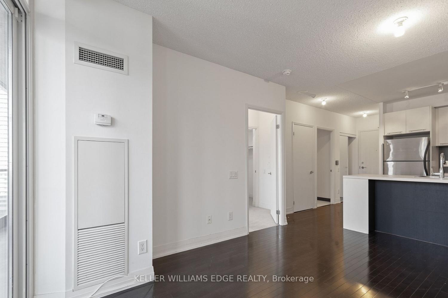 Photo 7 of Unit 2308, 25 Carlton Street, Toronto, Church-Yonge Corridor — HOMEH