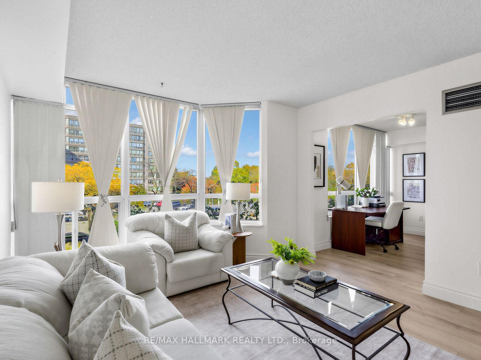 Photo 12 of Unit 309, 175 Cedar Avenue, Richmond Hill, Harding — HOMEH
