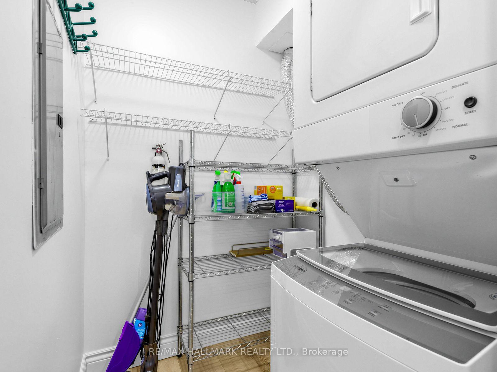 Photo 25 of Unit 309, 175 Cedar Avenue, Richmond Hill, Harding — HOMEH