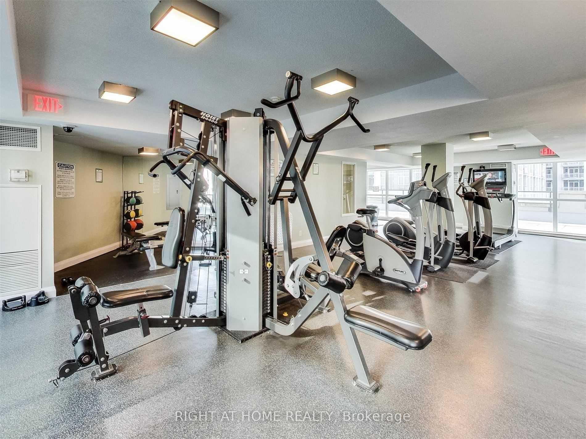 Photo 6 of Unit 734, 600 Fleet Street, Toronto, Niagara — HOMEH