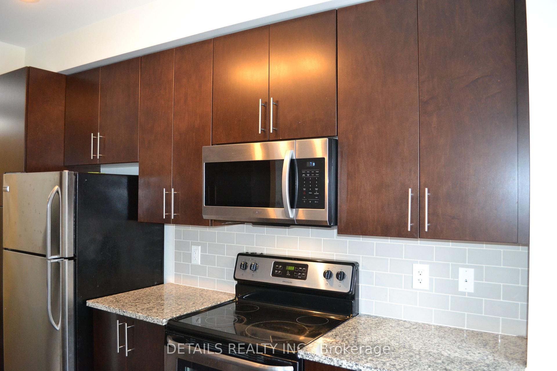 Photo 4 of 241 Overberg Way, Ottawa, Kanata - Emerald Meadows/Trailwest — HOMEH