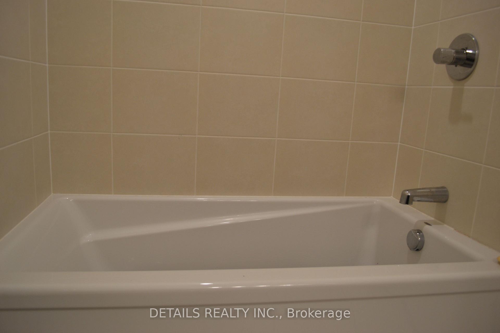 Photo 12 of 241 Overberg Way, Ottawa, Kanata - Emerald Meadows/Trailwest — HOMEH