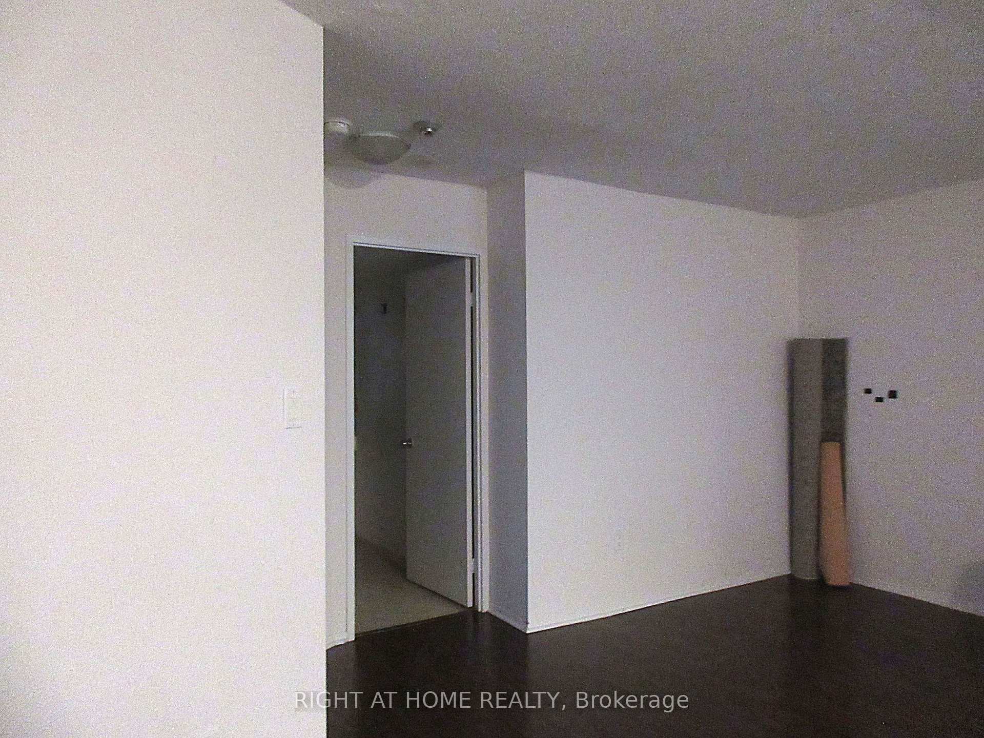 Photo 3 of Unit 2702, 270 Queens Quay W, Toronto, Waterfront Communities — HOMEH