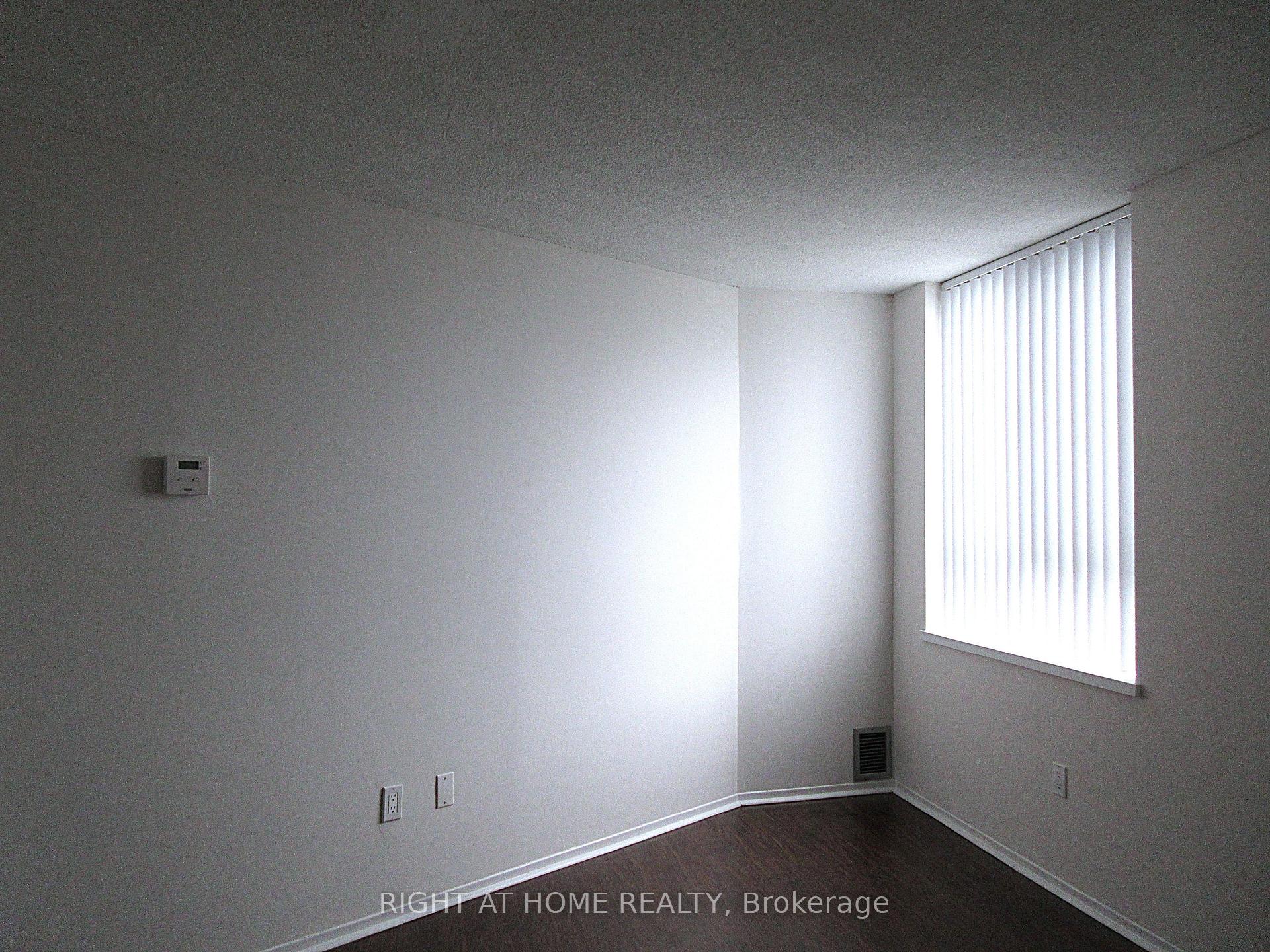 Photo 8 of Unit 2702, 270 Queens Quay W, Toronto, Waterfront Communities — HOMEH