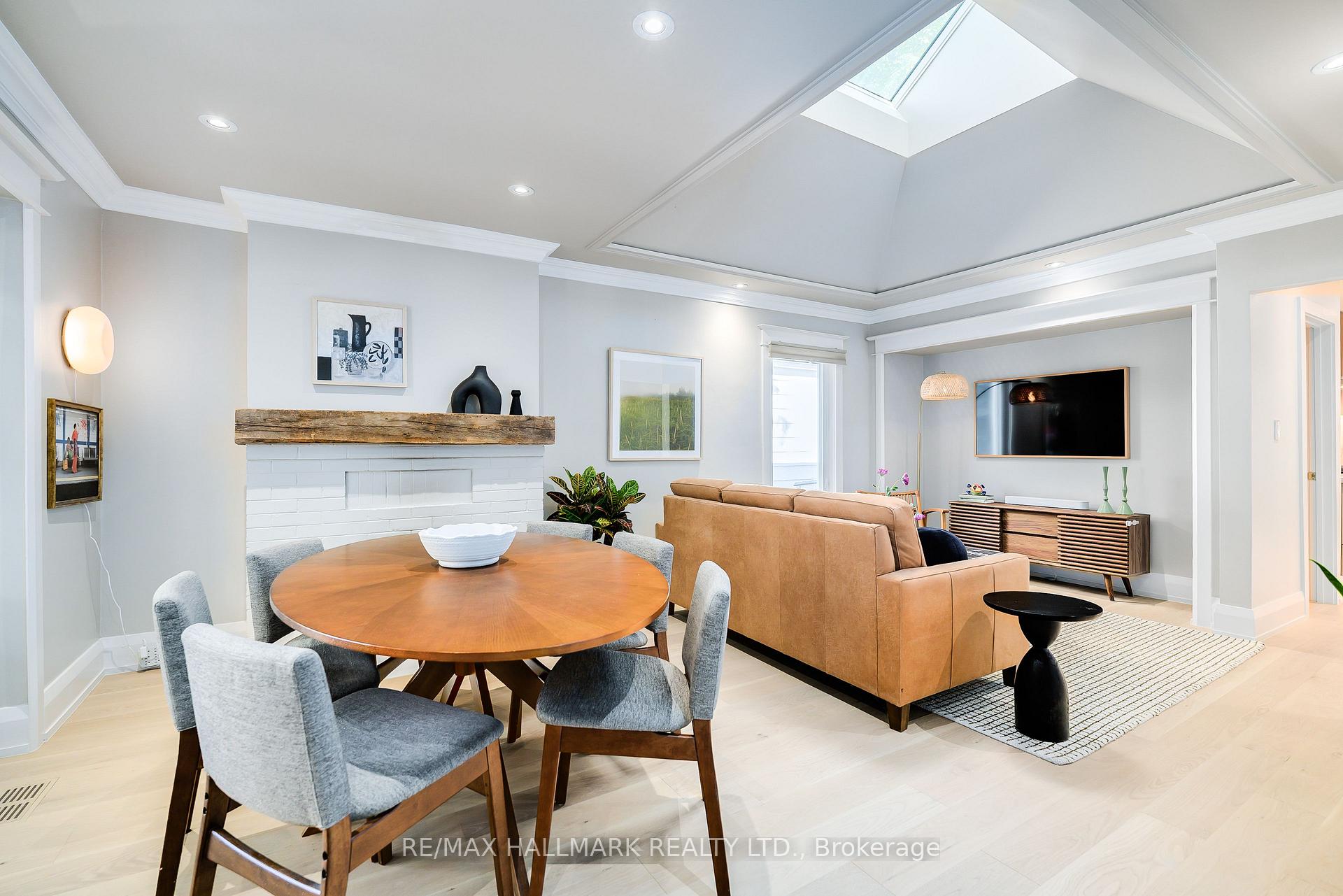 Photo 5 of 53 Haig Avenue, Scarborough, Birchcliffe-Cliffside — HOMEH