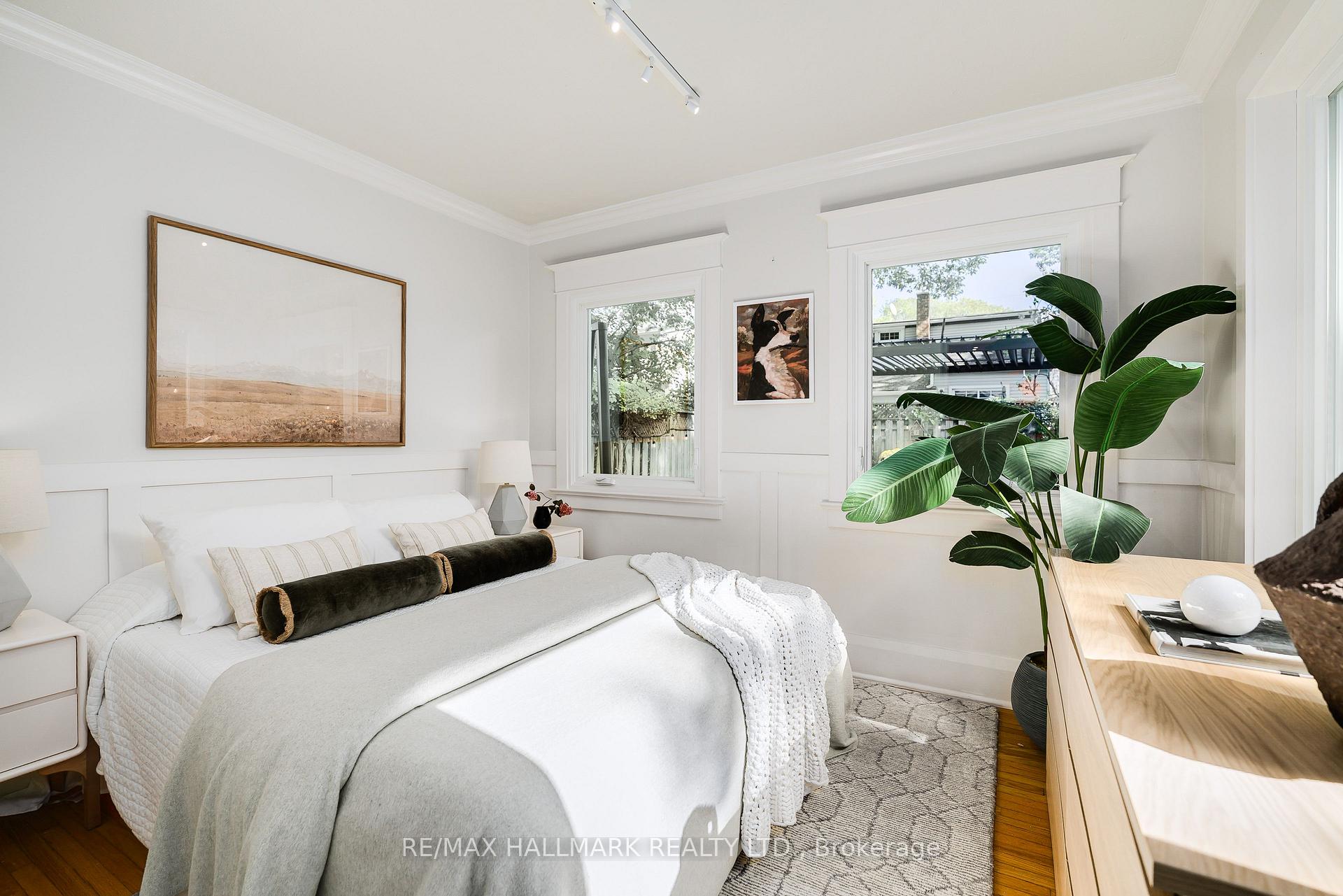 Photo 18 of 53 Haig Avenue, Scarborough, Birchcliffe-Cliffside — HOMEH