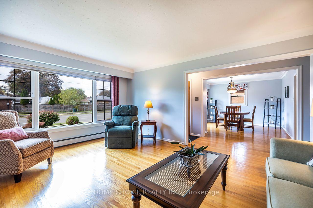 Photo 8 of 89 Harmony Road N, Oshawa, Eastdale — HOMEH