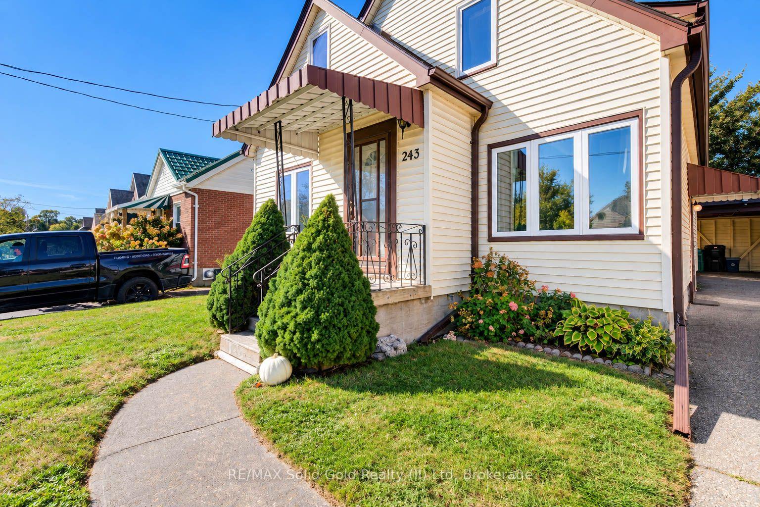 Photo 4 of 243 Edwin Street, Kitchener, Uptown Waterloo/North Ward — HOMEH