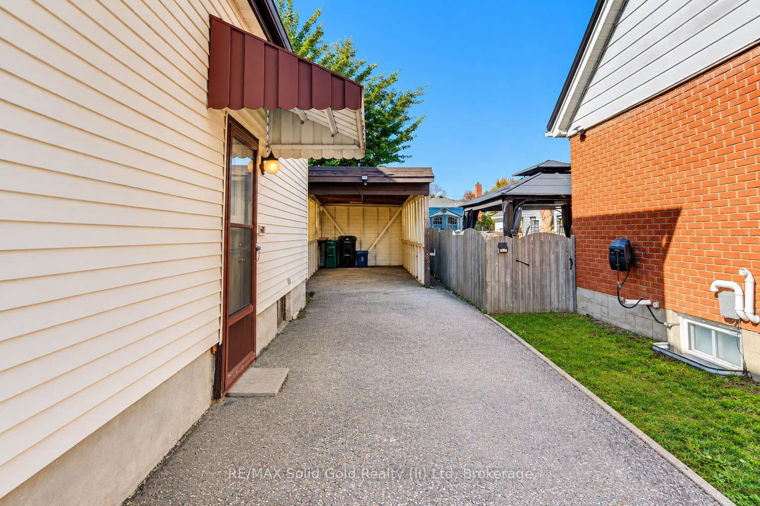 Photo 7 of 243 Edwin Street, Kitchener, Uptown Waterloo/North Ward — HOMEH