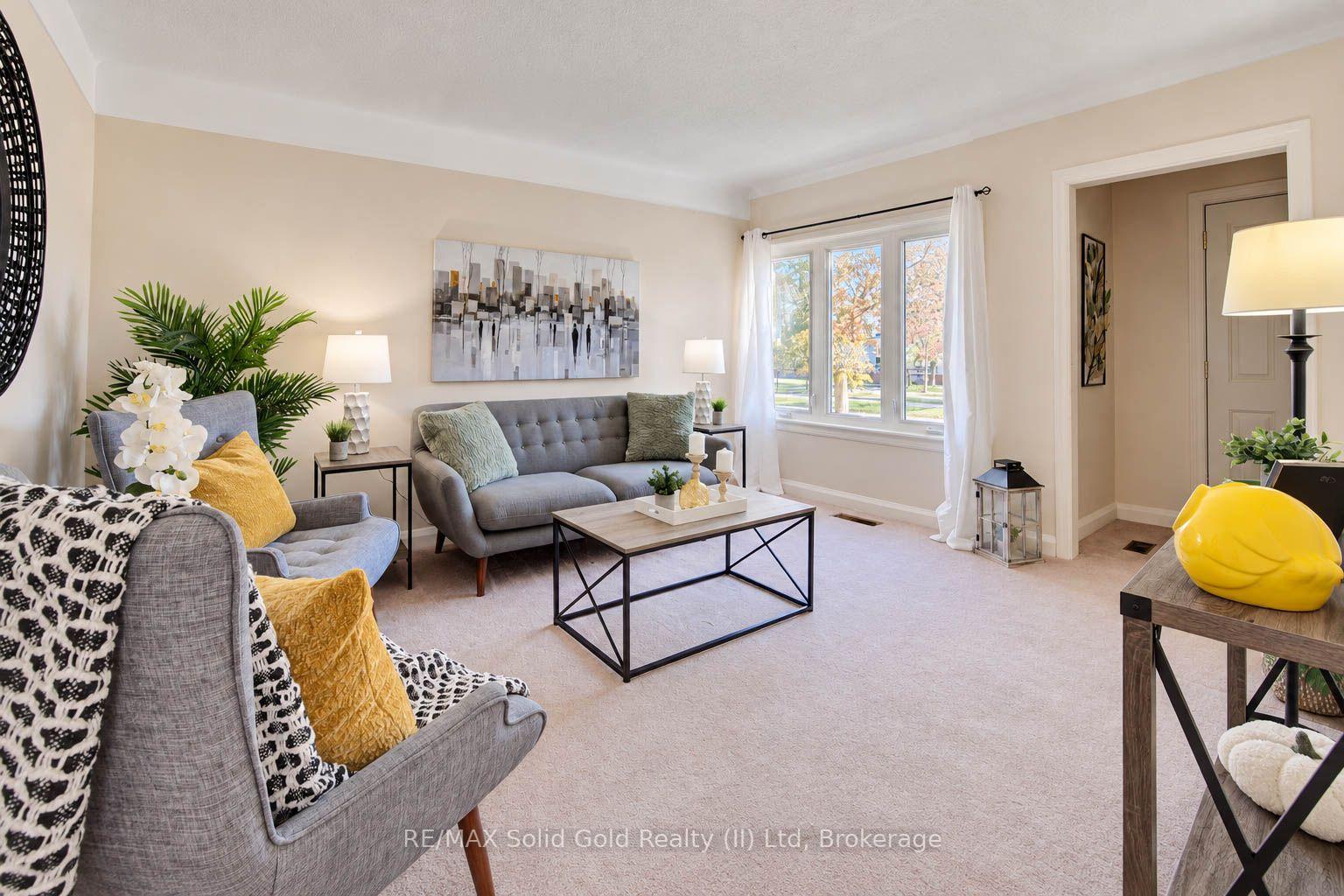 Photo 11 of 243 Edwin Street, Kitchener, Uptown Waterloo/North Ward — HOMEH