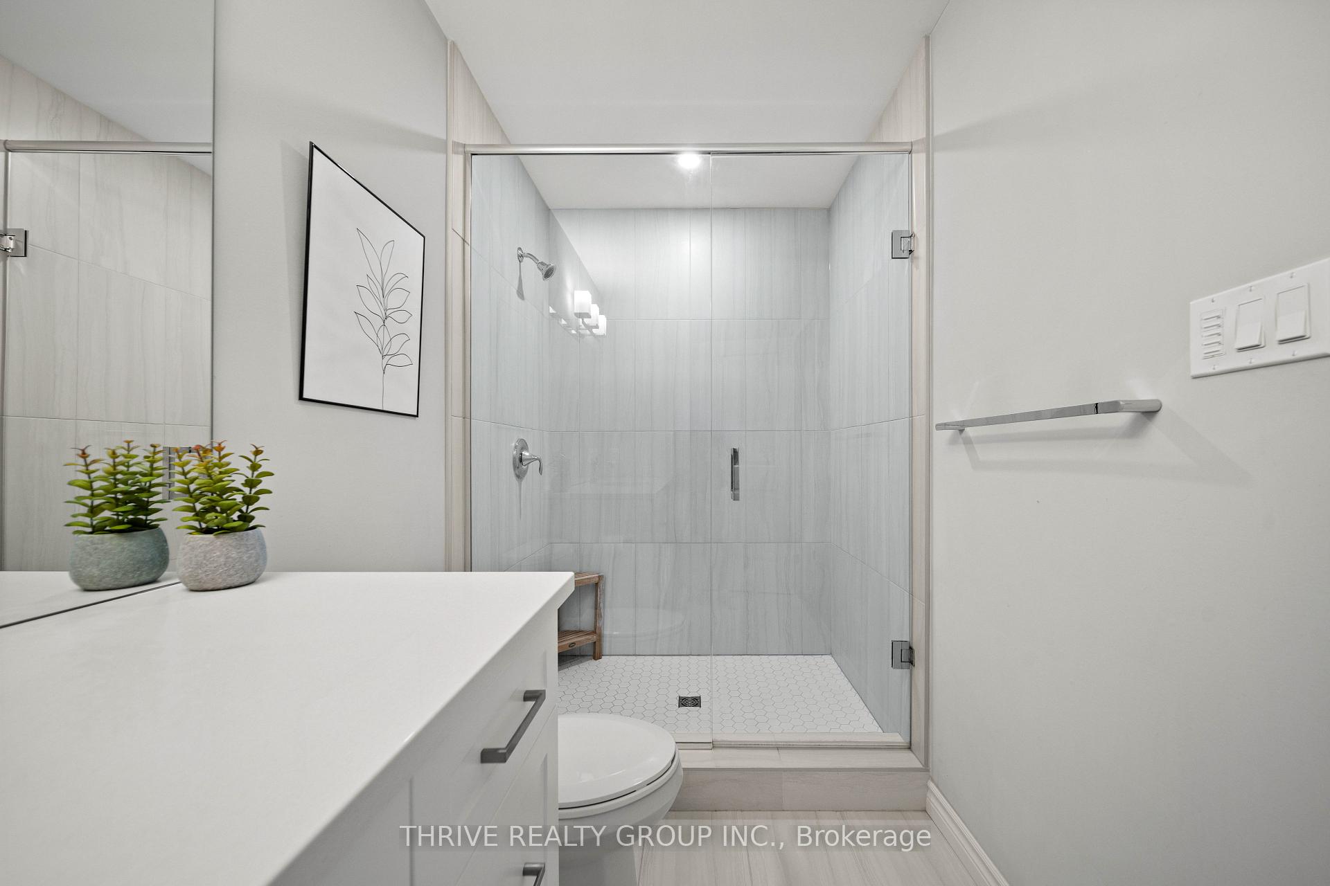 Photo 21 of 1760 Finley Crescent, London, North I — HOMEH