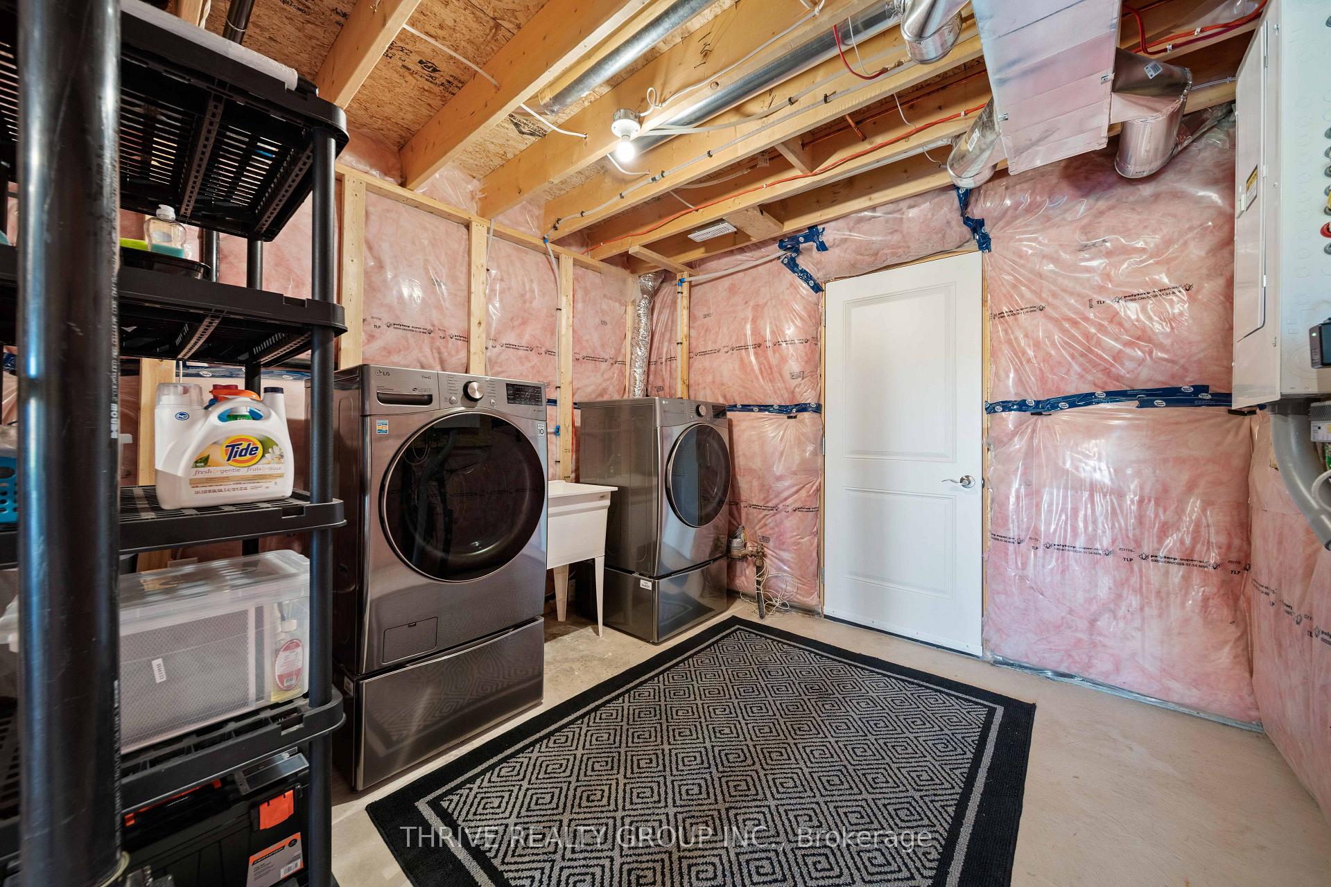 Photo 33 of 1760 Finley Crescent, London, North I — HOMEH