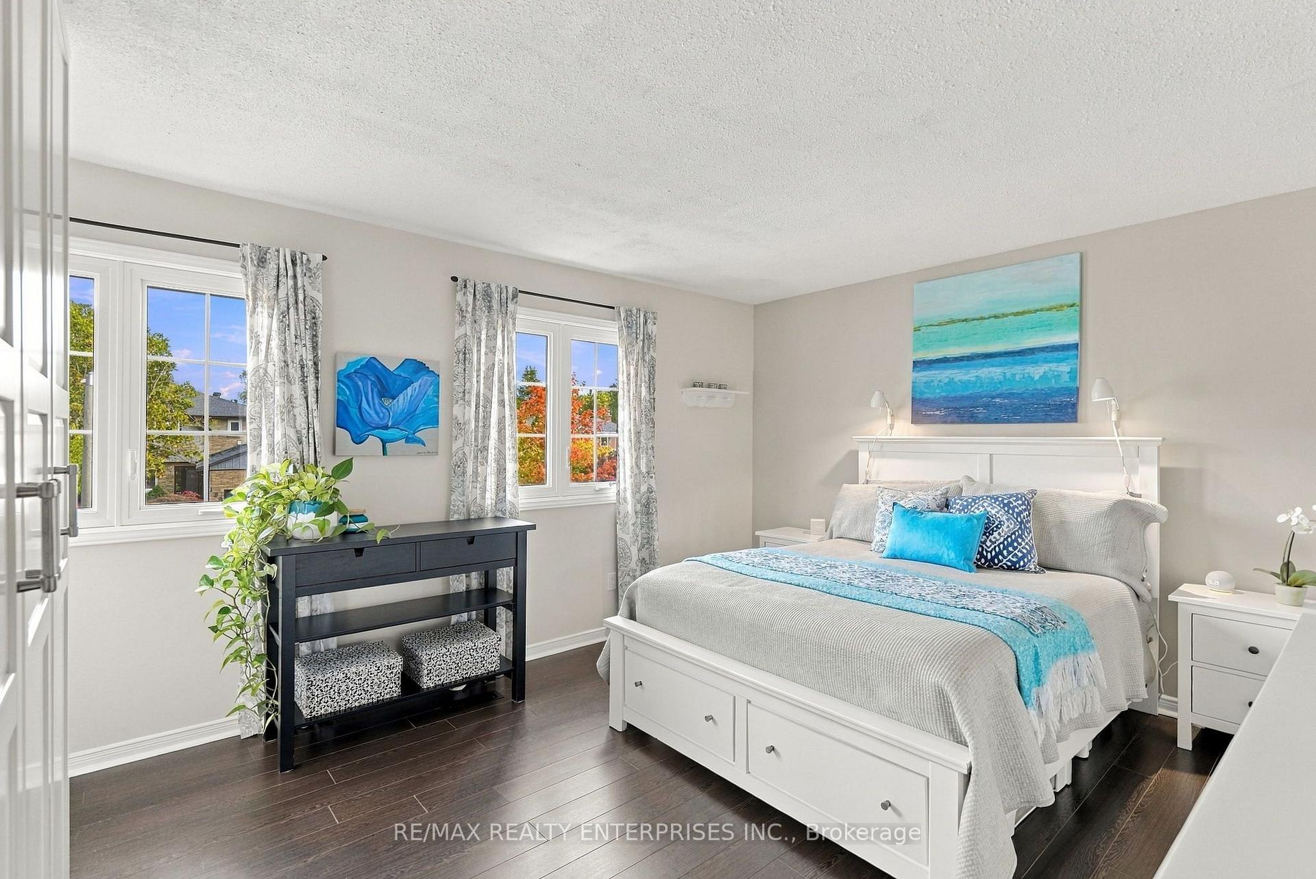 Photo 18 of 188 Summerfield Drive, Oakville, Bronte — HOMEH