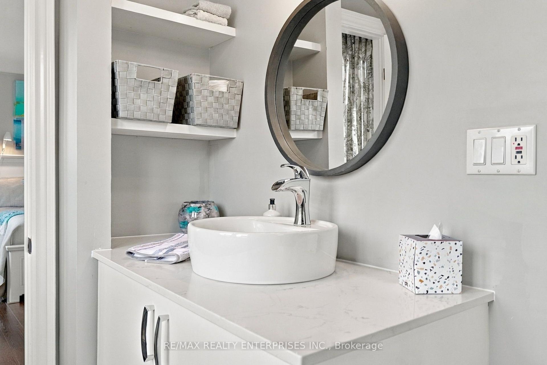 Photo 21 of 188 Summerfield Drive, Oakville, Bronte — HOMEH