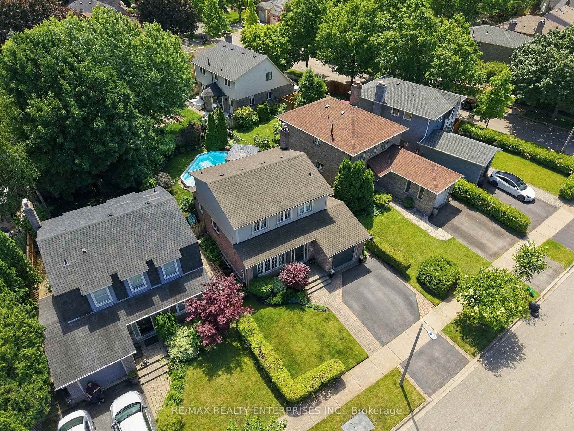 Photo 46 of 188 Summerfield Drive, Oakville, Bronte — HOMEH