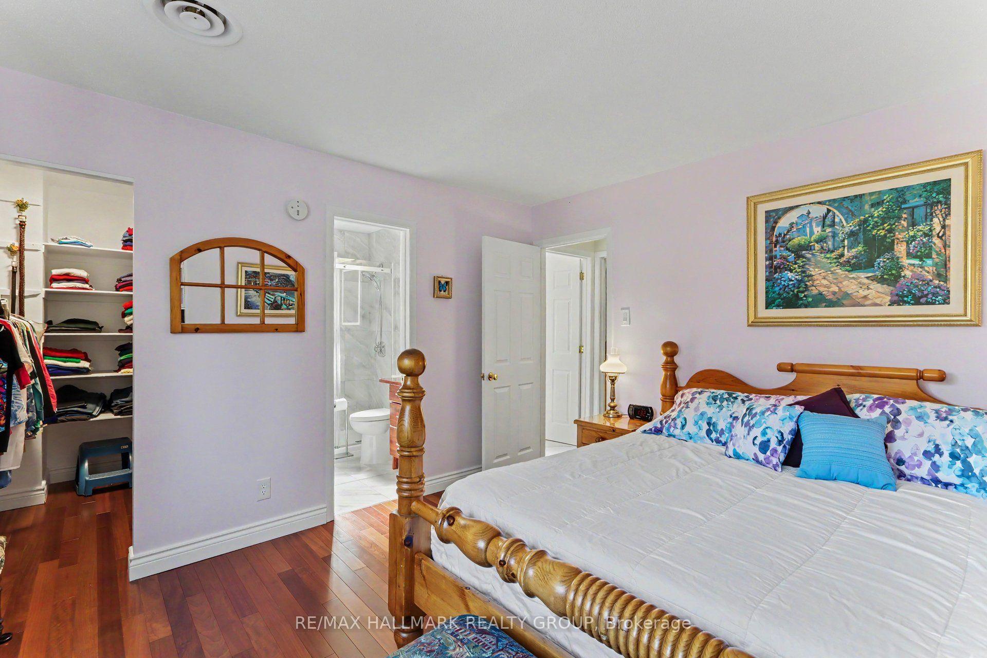 Photo 19 of 26 Whippoorwill Drive, Ottawa, Rothwell Heights — HOMEH