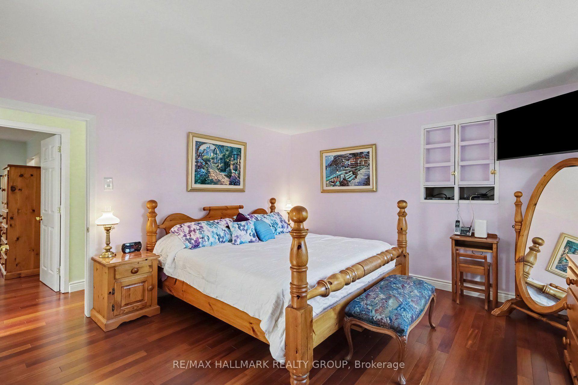 Photo 20 of 26 Whippoorwill Drive, Ottawa, Rothwell Heights — HOMEH