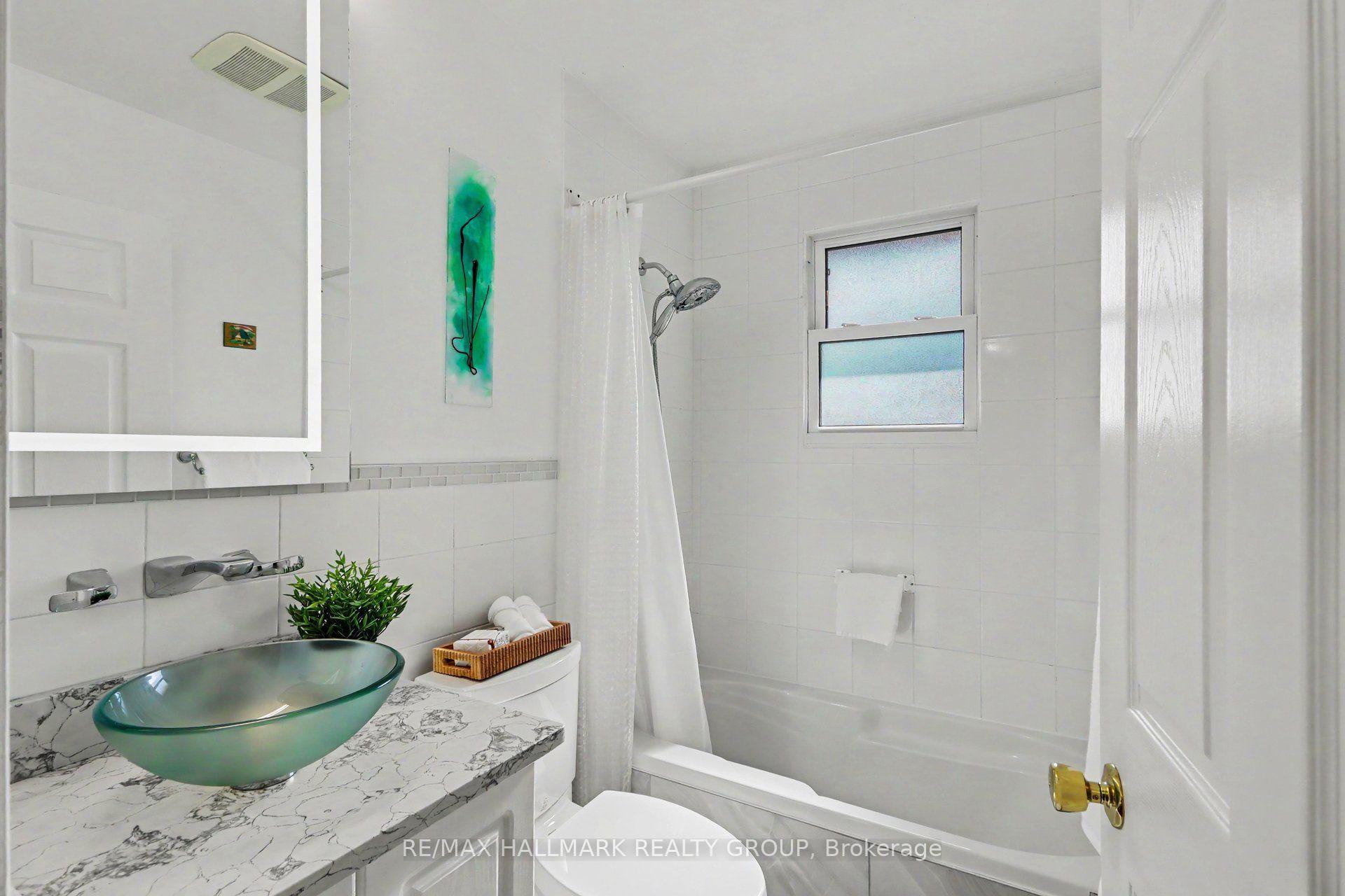 Photo 26 of 26 Whippoorwill Drive, Ottawa, Rothwell Heights — HOMEH
